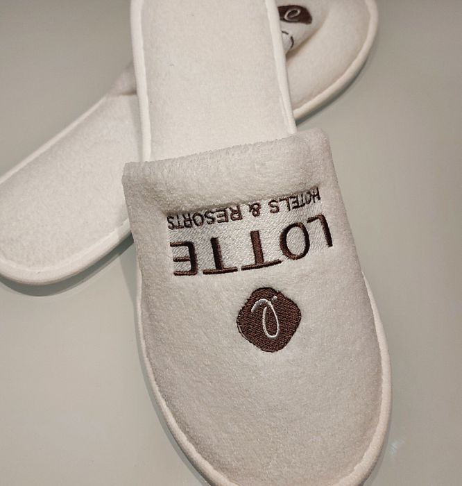 Тапочки с логотипом